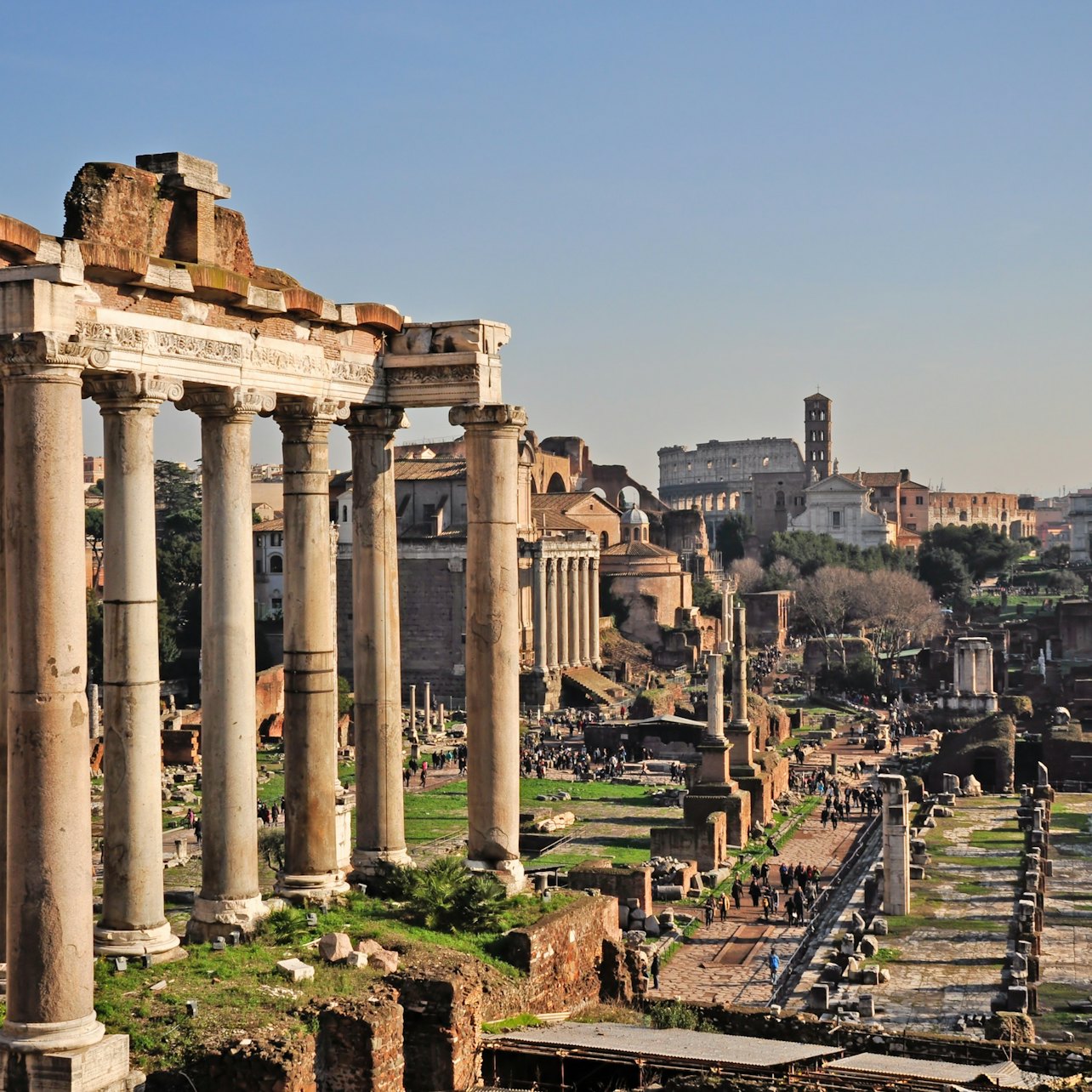 Entrada al Foro Romano y al Palatino con Vídeo Multimedia - Alojamientos en Roma