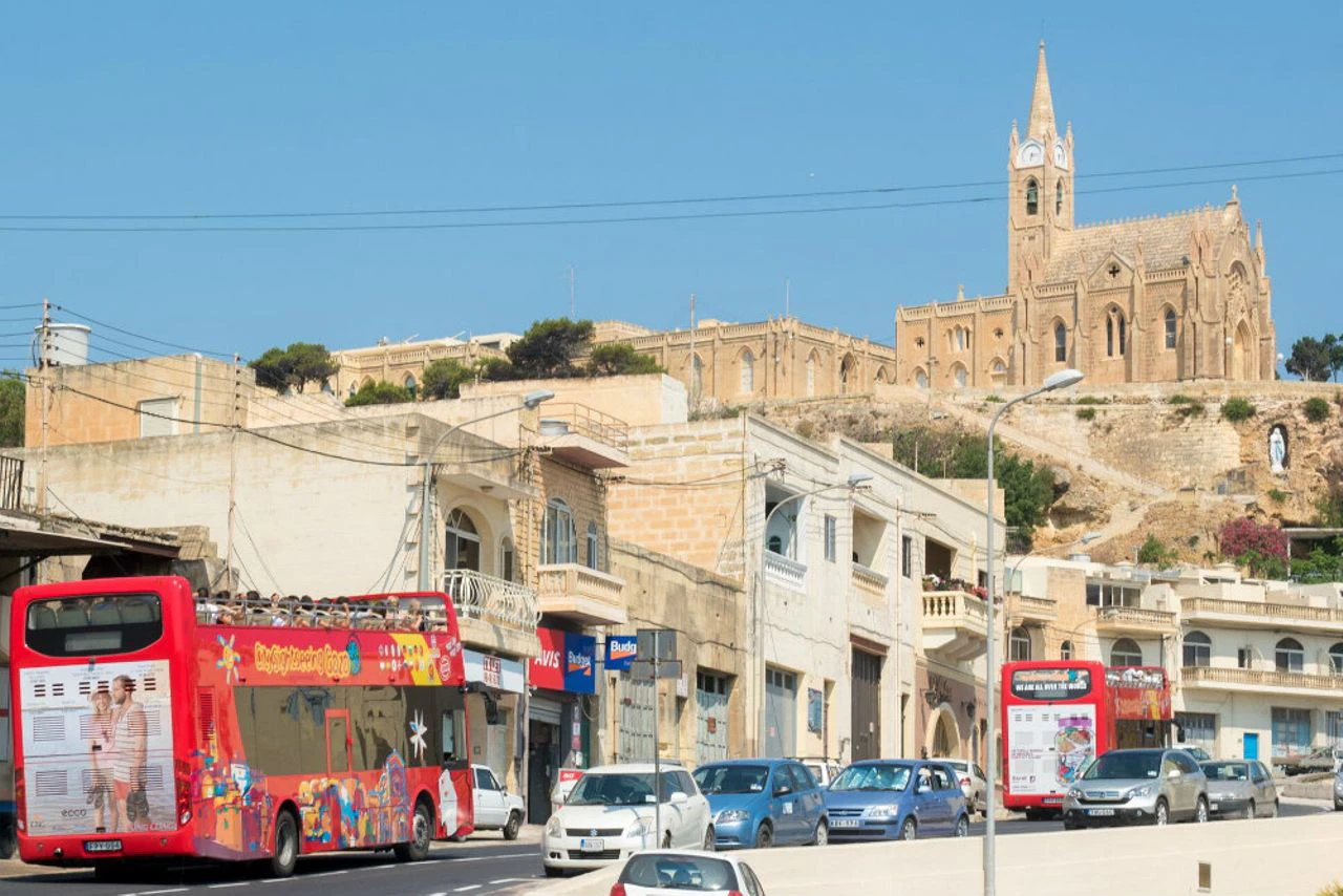 Hop-on Hop-off Bus Gozo