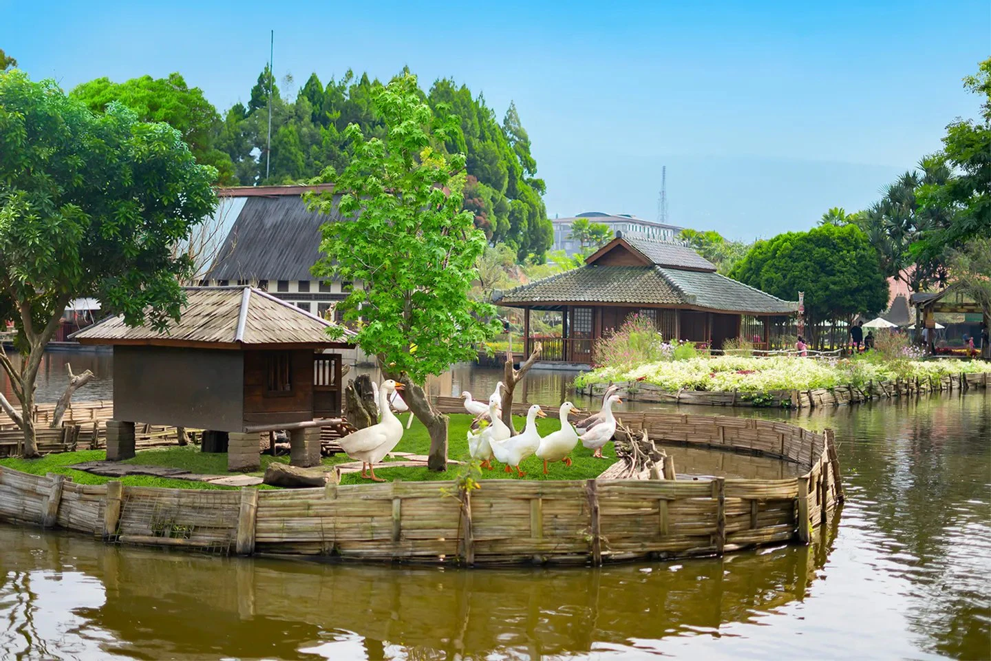 Floating Market Lembang Bandung: All-Day Admission Ticket