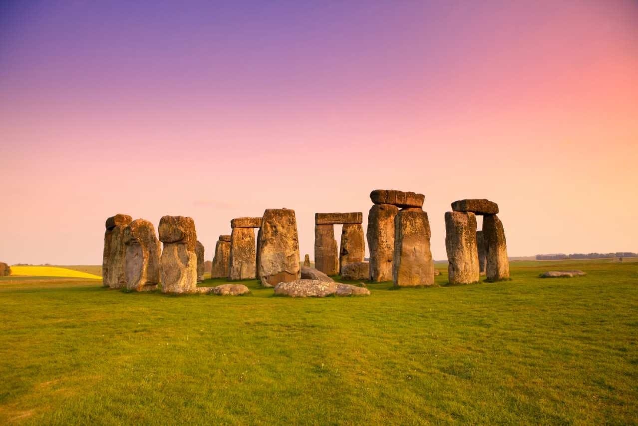 Stonehenge And Avebury Guided Day Tour From London | I Need Tours