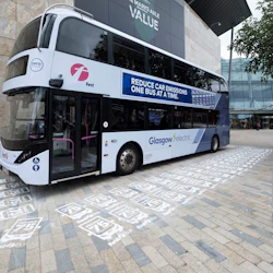 Första bussen i Glasgow