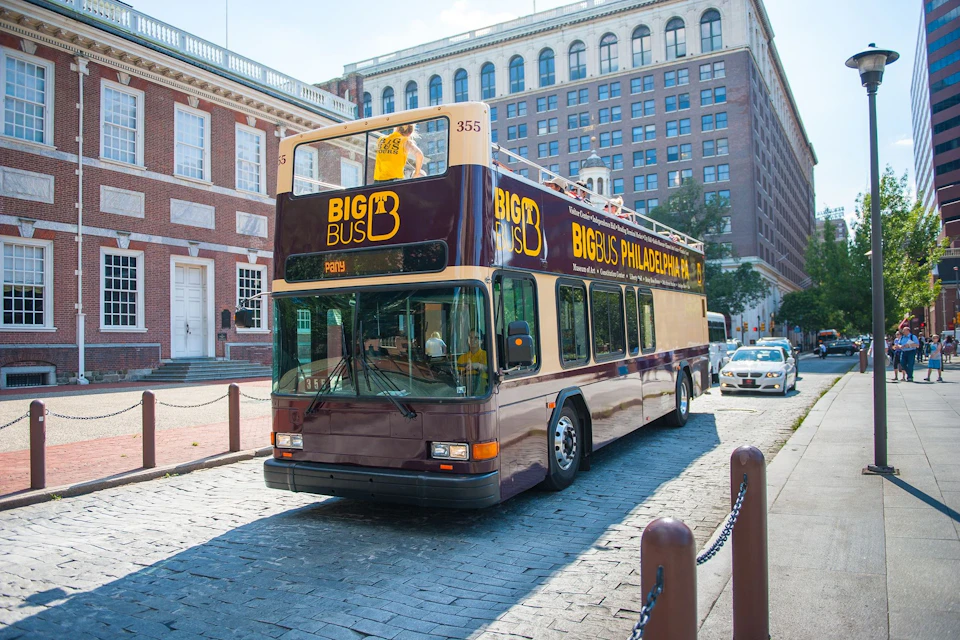 Philly By Night Sightseeing Tour