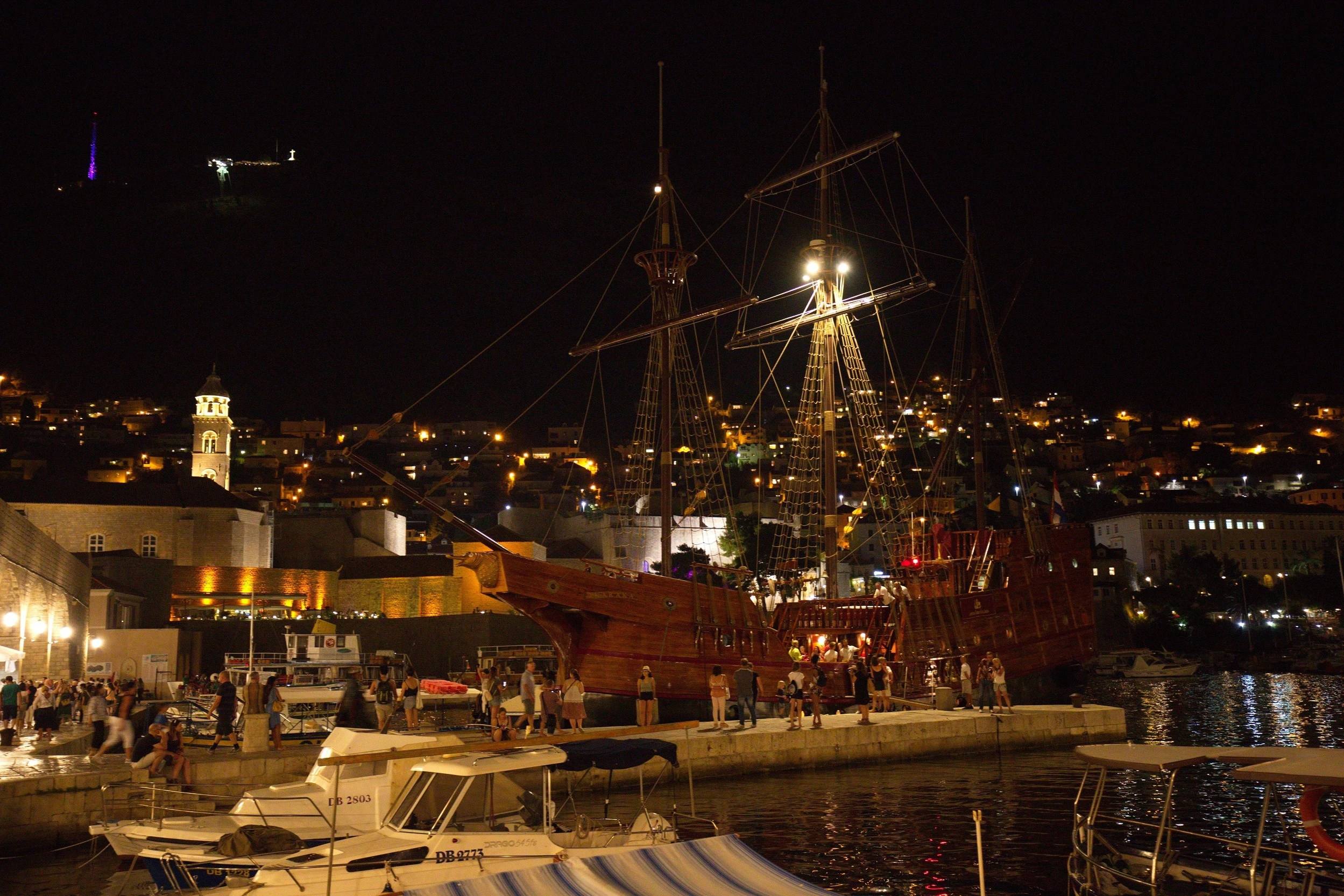 Panoramic Night Cruise from Dubrovnik