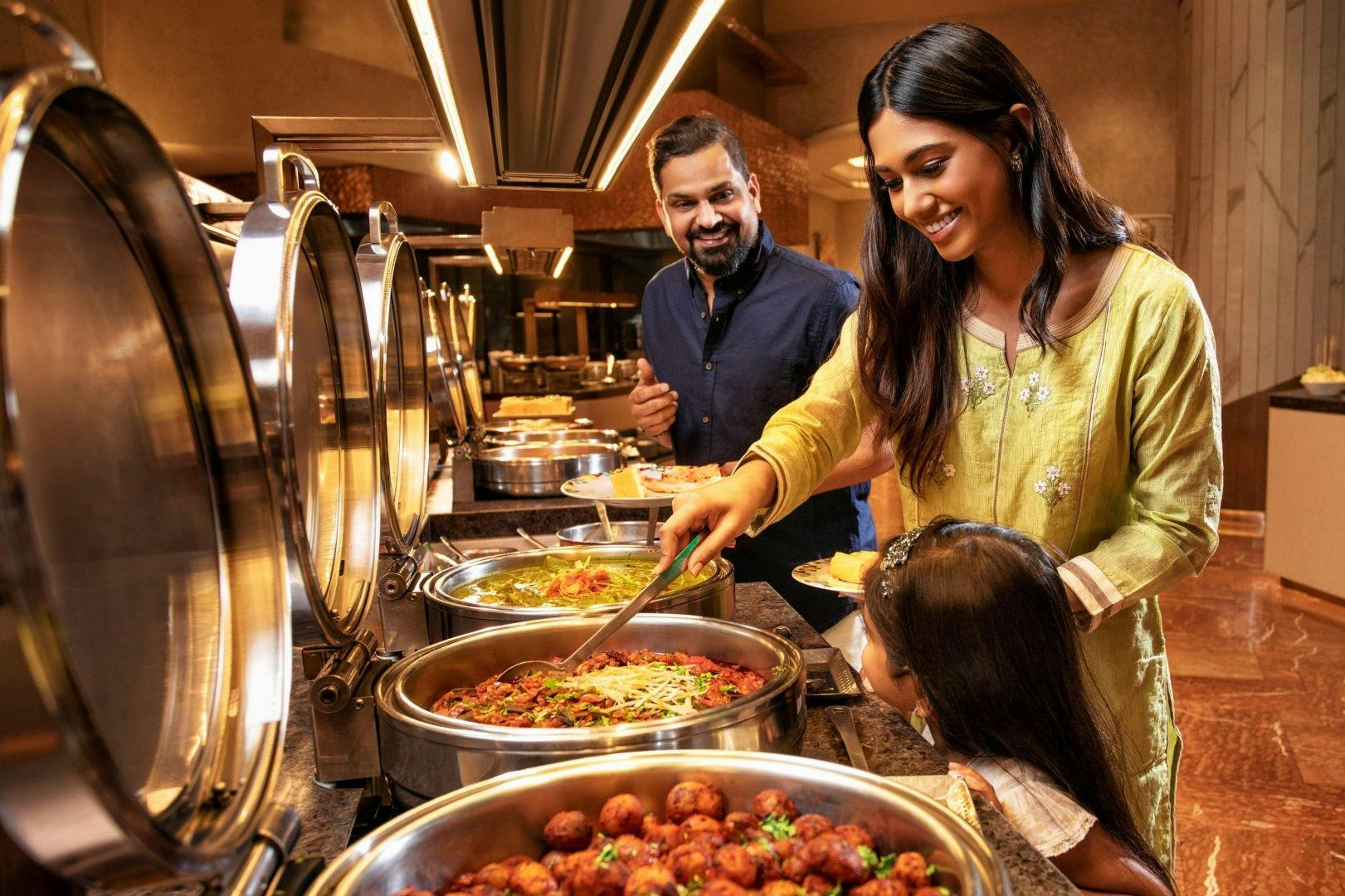 Δείπνο με Καλειδοσκόπιο σε Μπουφέ στο Atlantis the Palm