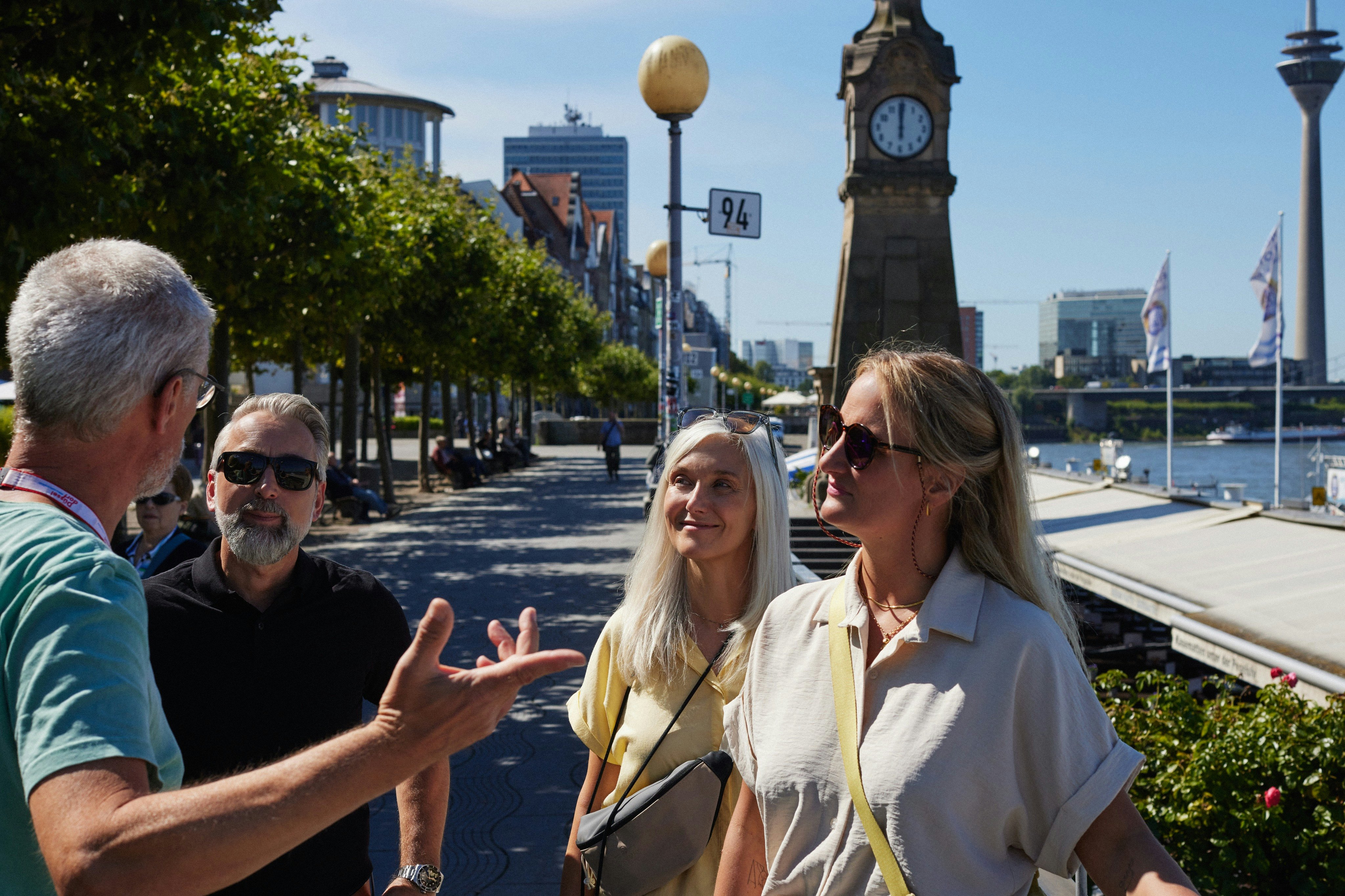 Düsseldorf: 1-Hr City Tour in English