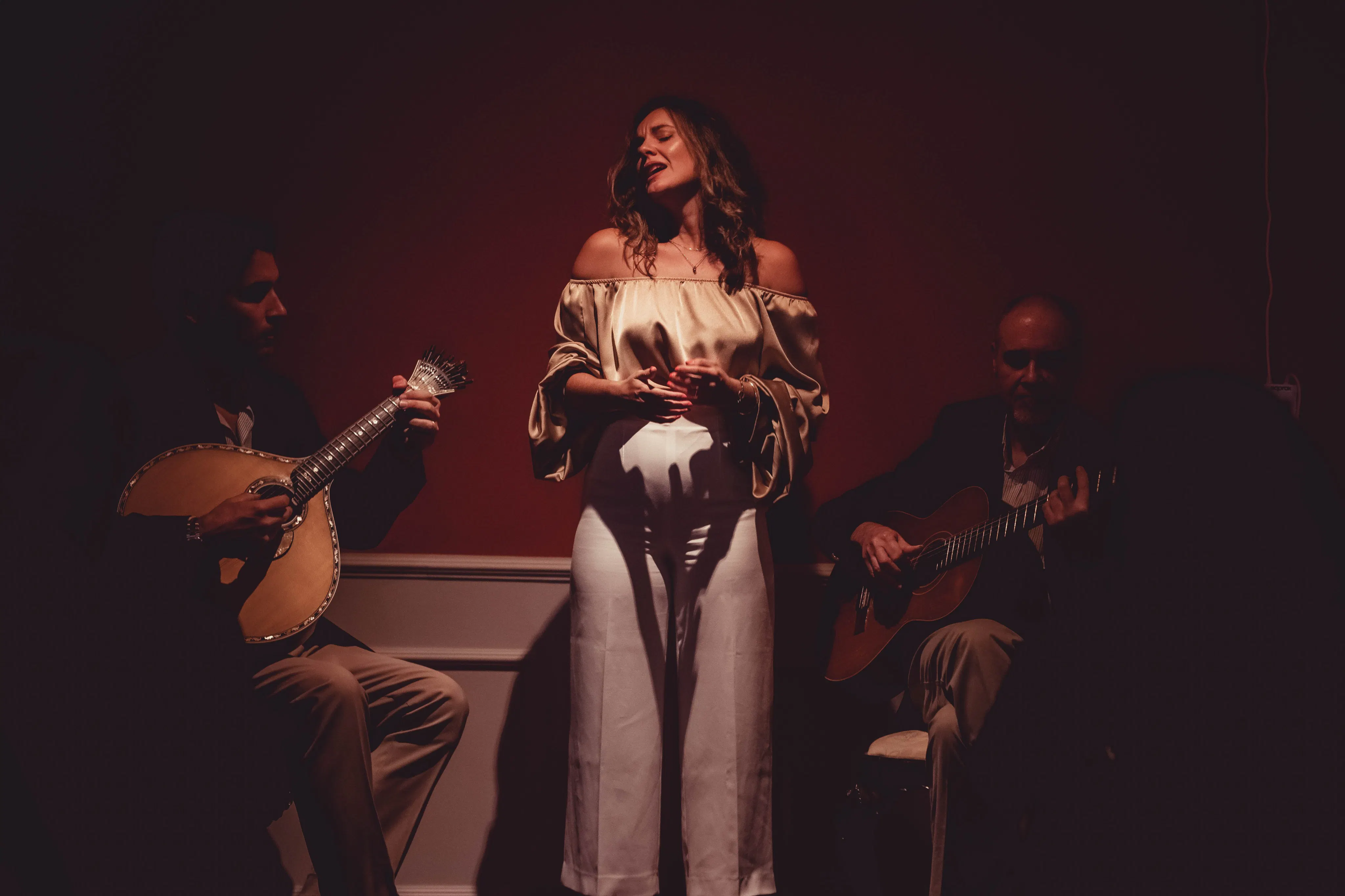 Lisbon: Fado Show at Lisboa em Fado + Port Wine