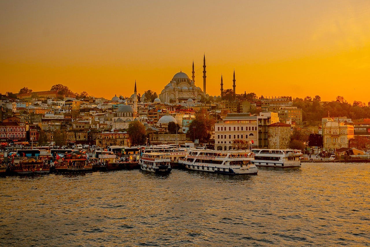 Η προβλήτα στο Eminonu ως σημείο αναχώρησης μας