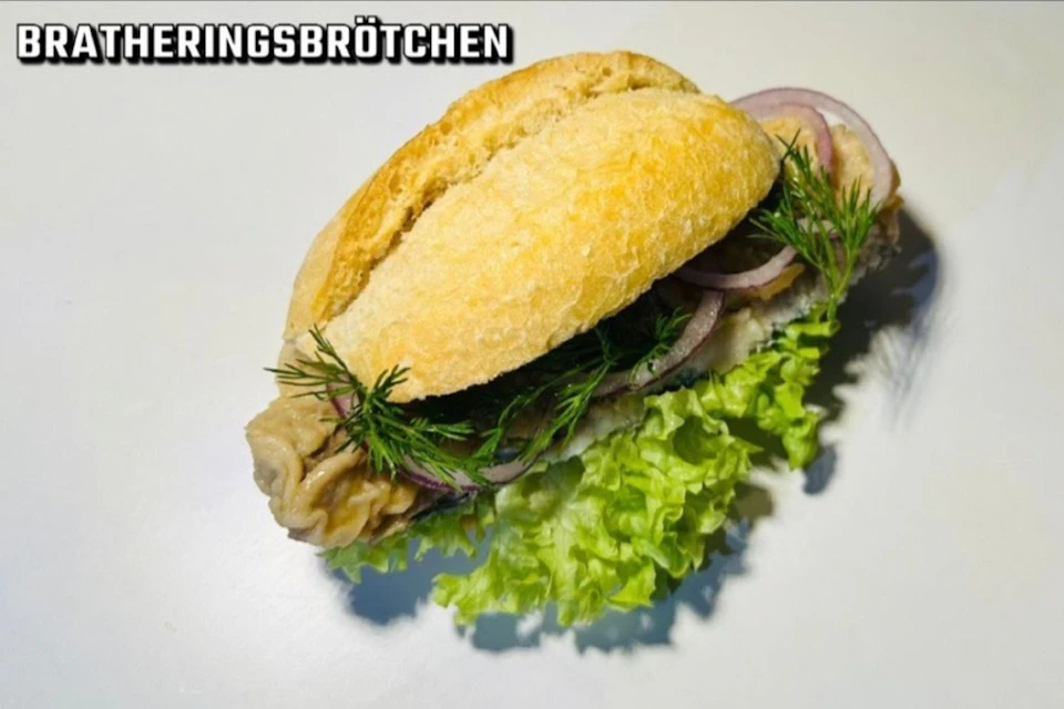 Fried herring roll