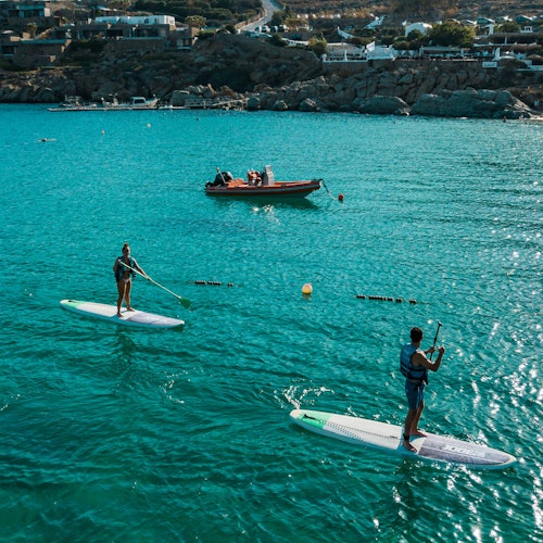 Mykonos Super Paradise Beach: Alquiler de kayak y remo