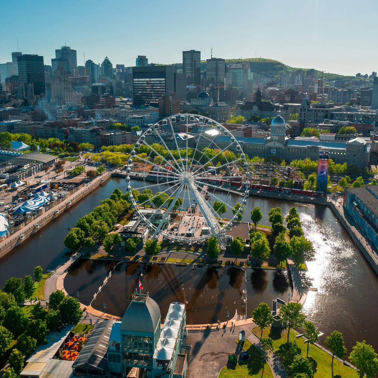 La Grande Roue de Montréal: VIP Gondola Admission - Accommodations in Montreal