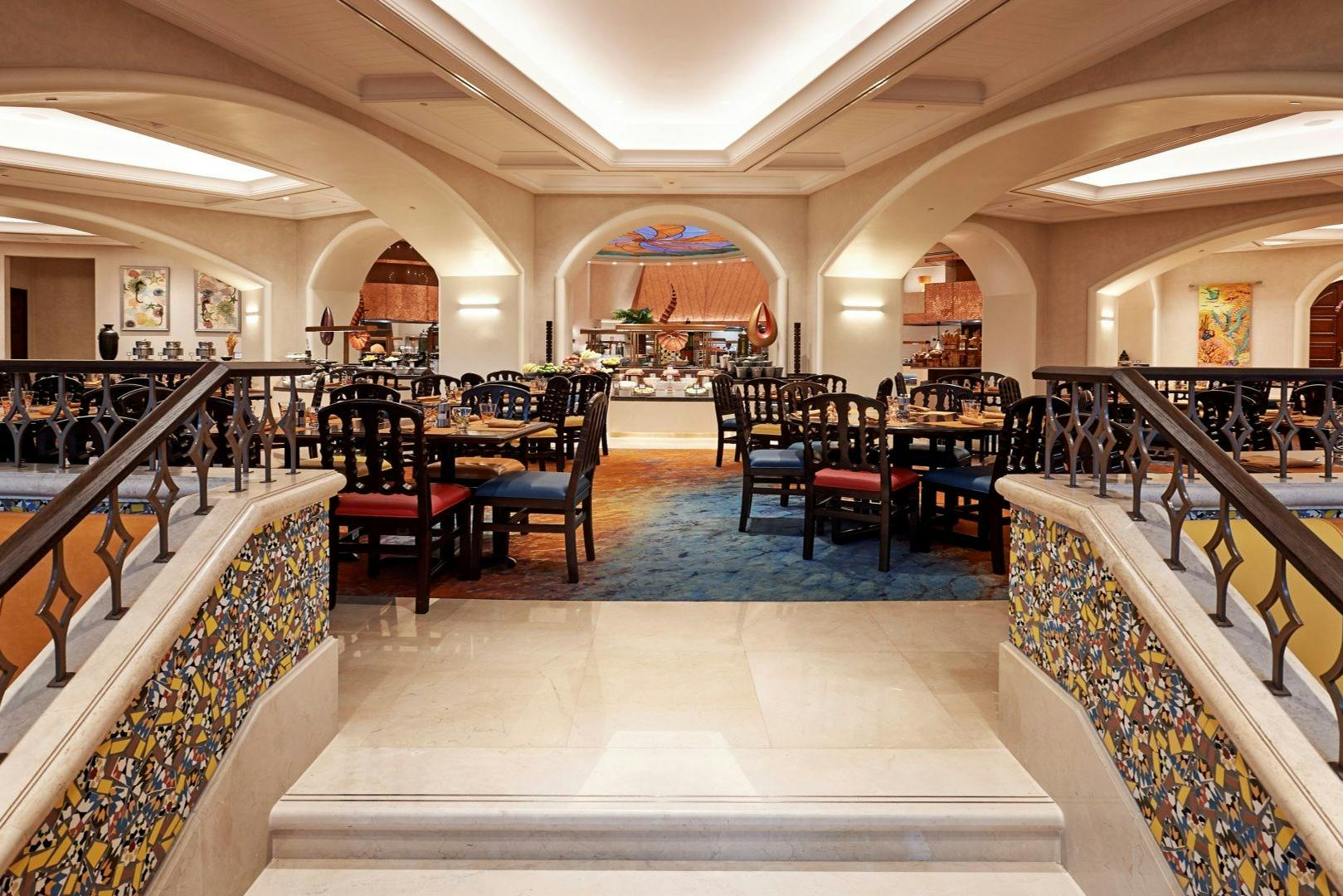 Δείπνο με Καλειδοσκόπιο σε Μπουφέ στο Atlantis the Palm