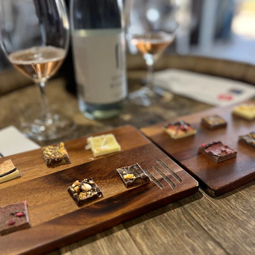 Hunter Valley: Guided Day Trip from Sydney with Tastings + Lunch - Photo 3