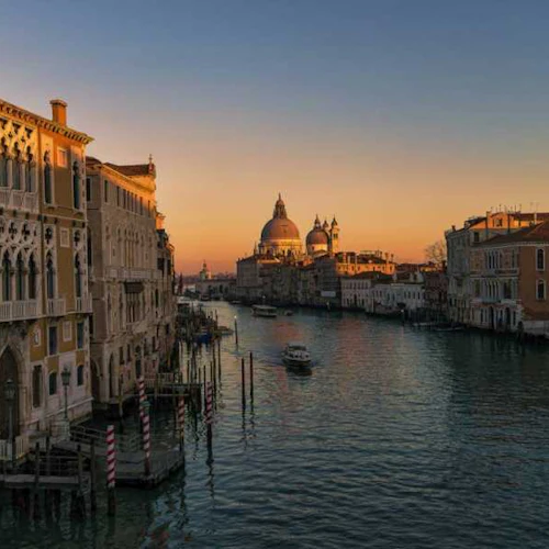 Venice: Shared Gondola Ride On Grand Canal - Photo 2