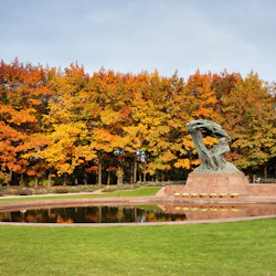 Minnesmärke över Chopin