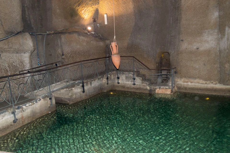 Naples Underground