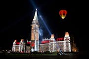 Lichtshow auf dem Parliament Hill