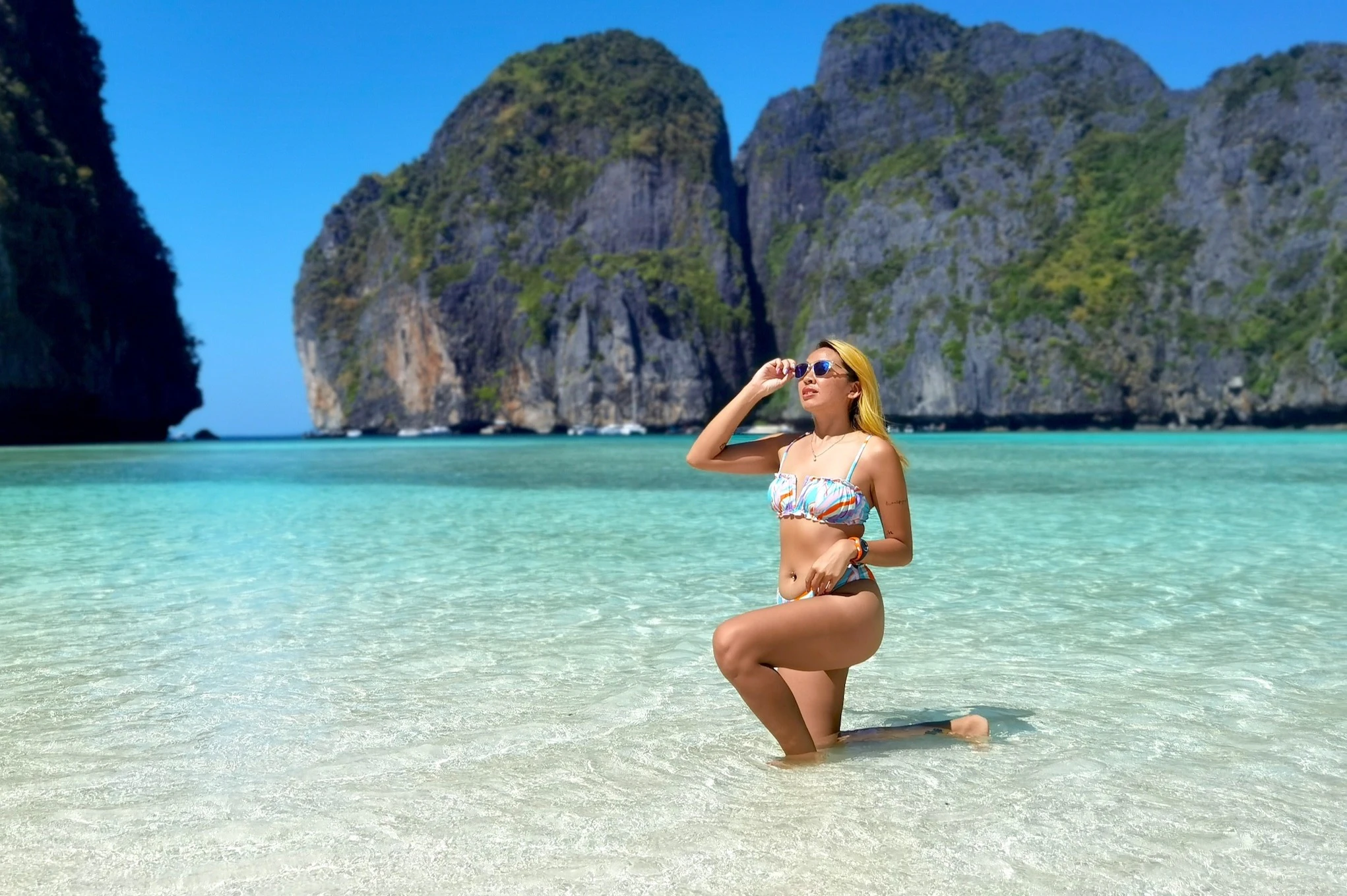 Phi Phi Islands: Morning Speedboat Tour + Snorkeling