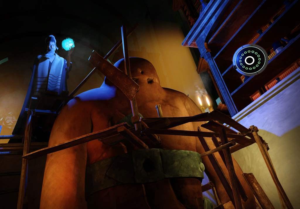 Большая глиняная фигурка с привязанными к ней механическими деталями, освещенная синим светом, со статуей и полками на заднем плане.