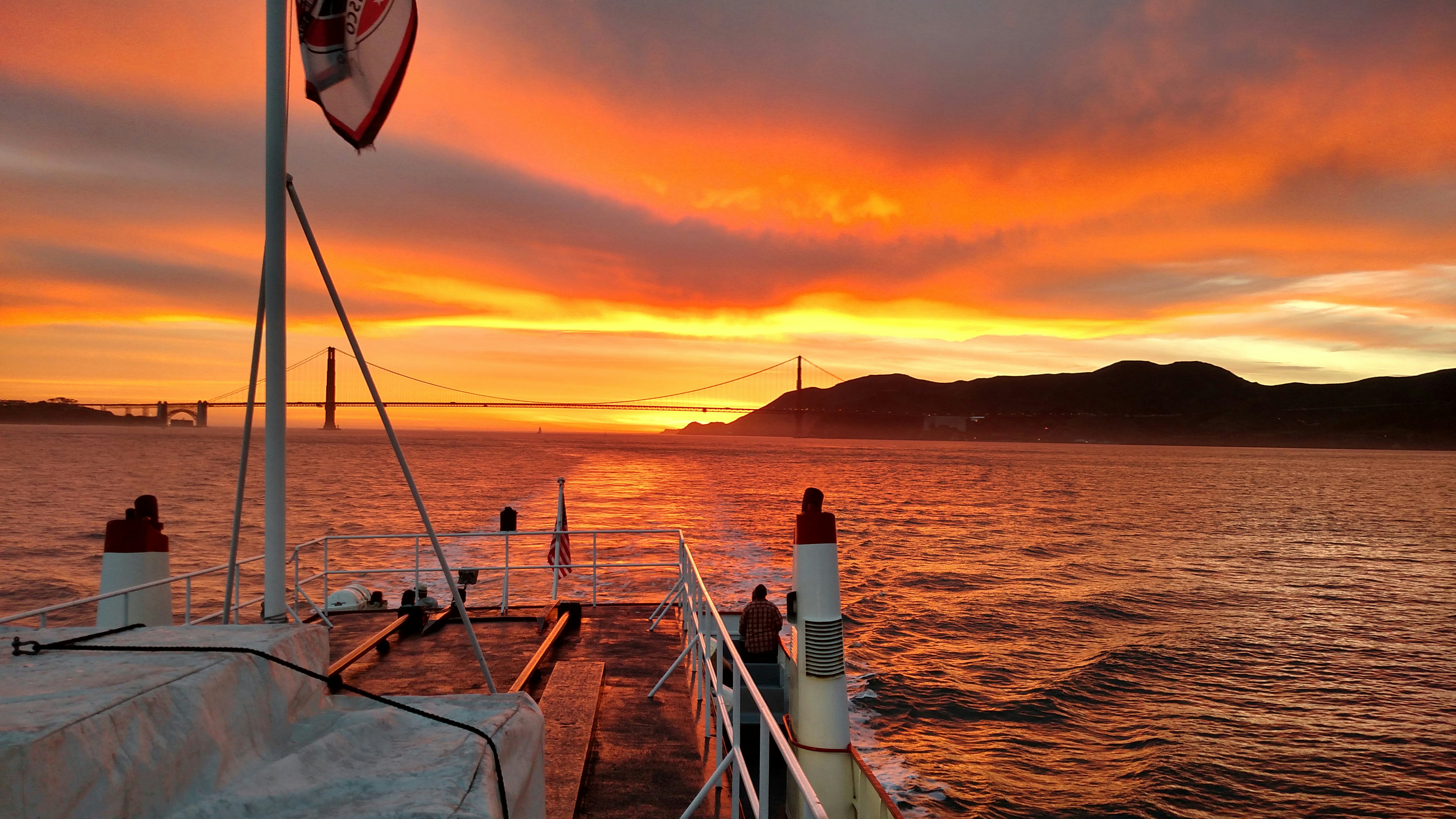 San Francisco Bay: 2-Hour Sunset Cruise