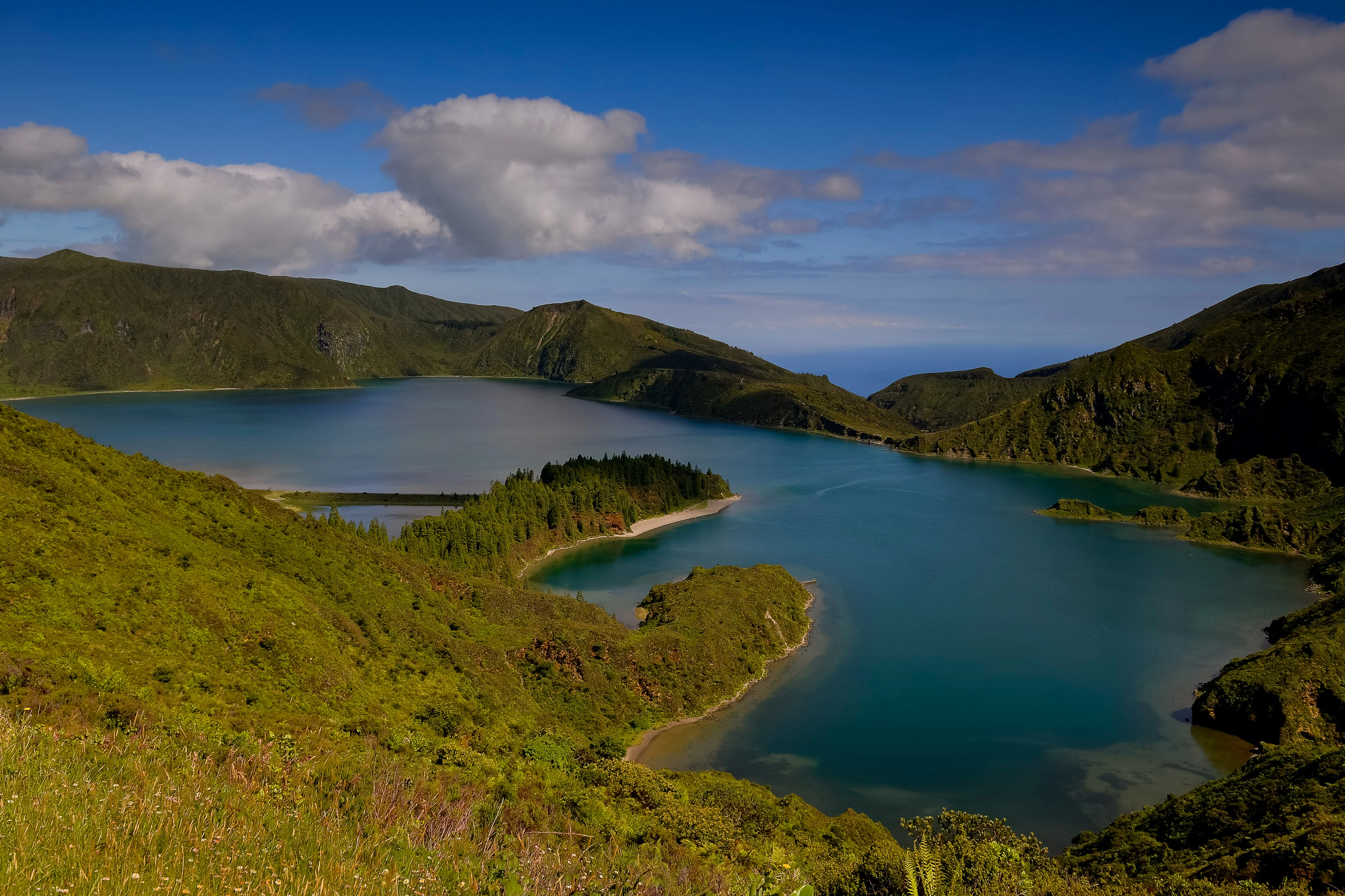 Lagoa do Fogo & Hot Springs: Day Trip from Ponta Delgada