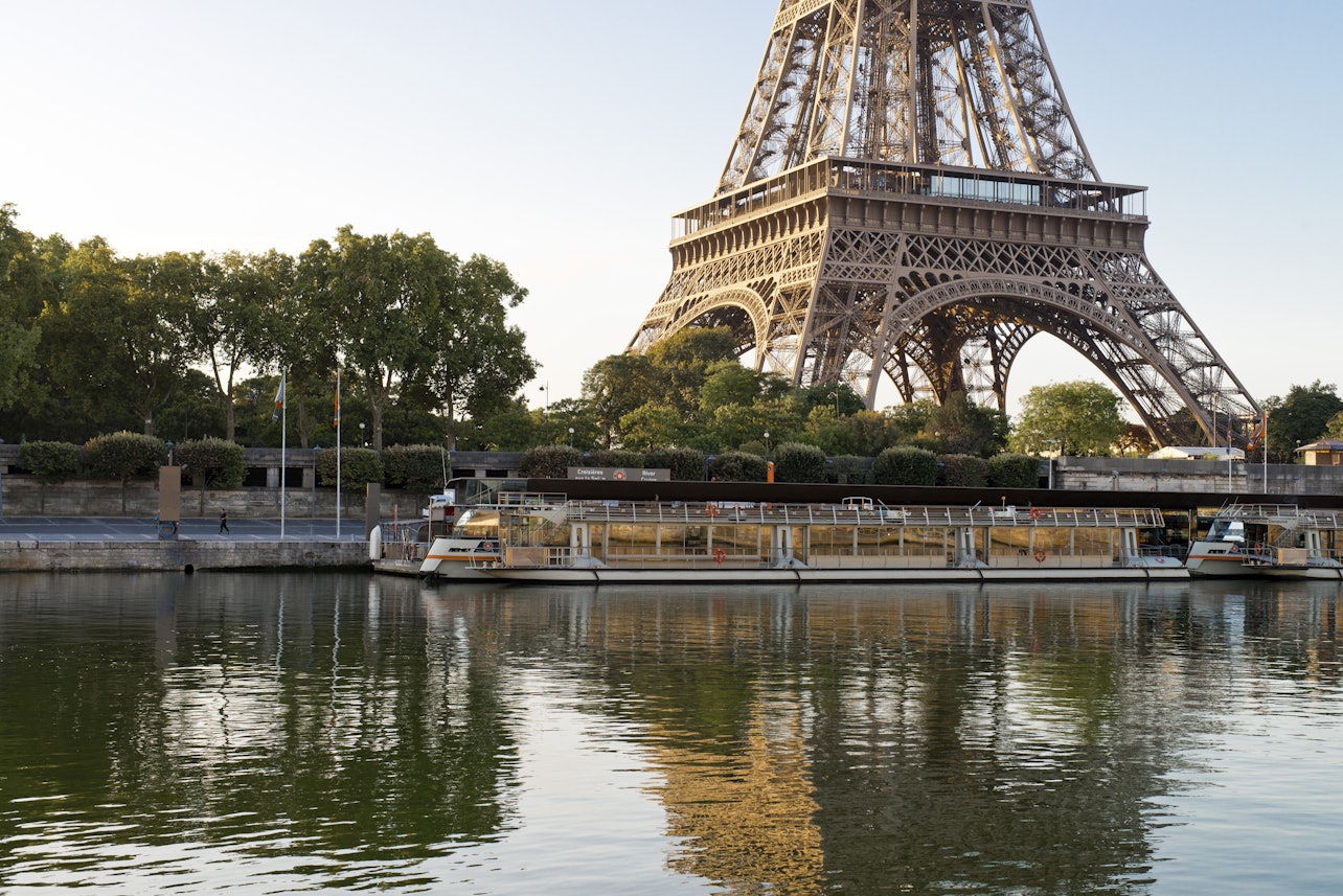 Bootstour auf der Seine vom Eiffelturm aus