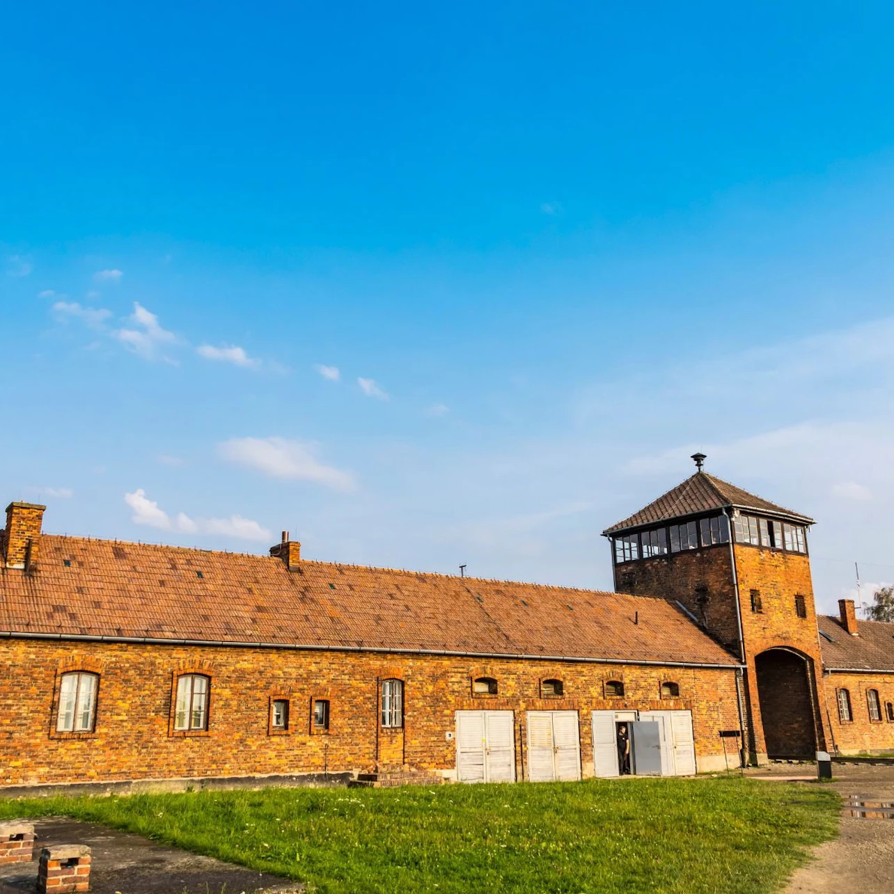 Auschwitz-Birkenau: Guided Tour + Transport in Krakow – Tiqets
