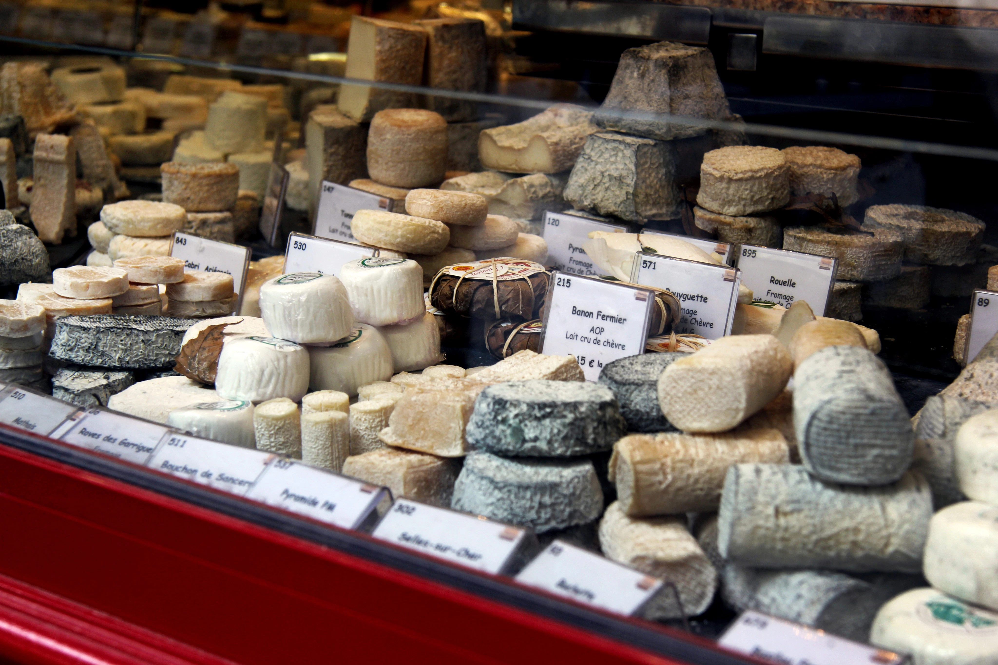Rue Cler, Boulevard Haussmann & Alma Bridge: Guided Tour + Food Tasting