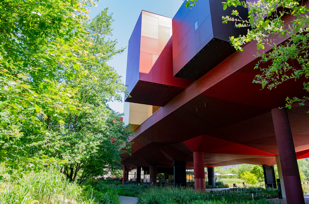 Musée du Quai Branly + Fondation Cartier: Exposition Générale — Bundles  in Paris