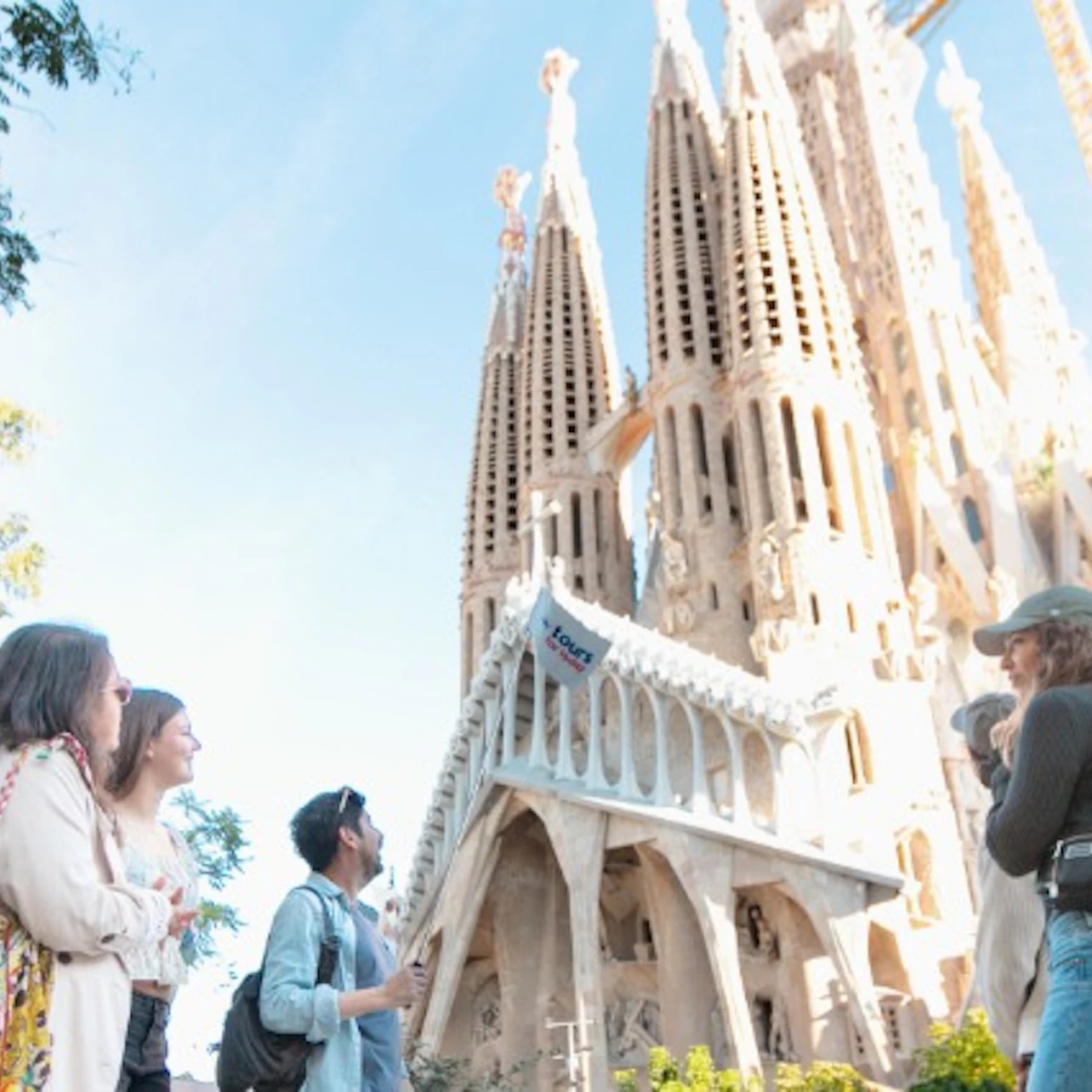 Sagrada Familia: Skip The Line Ticket + Guided Tour + Tower Access