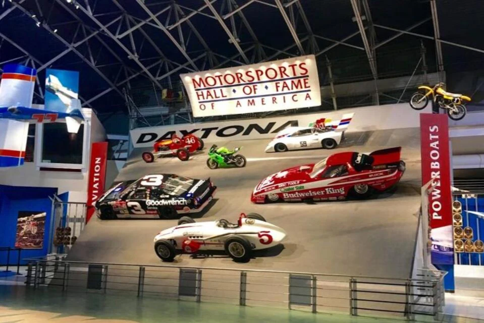 Daytona Beach: Day Trip from Orlando + Speedway Track Tour