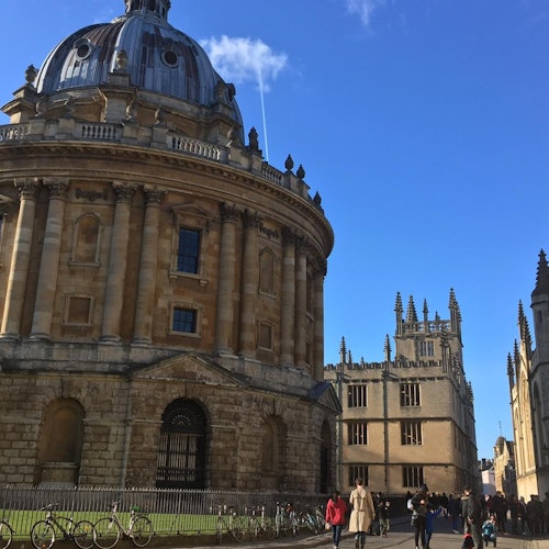 Oxford & Cambridge: Guided Day Tour from London