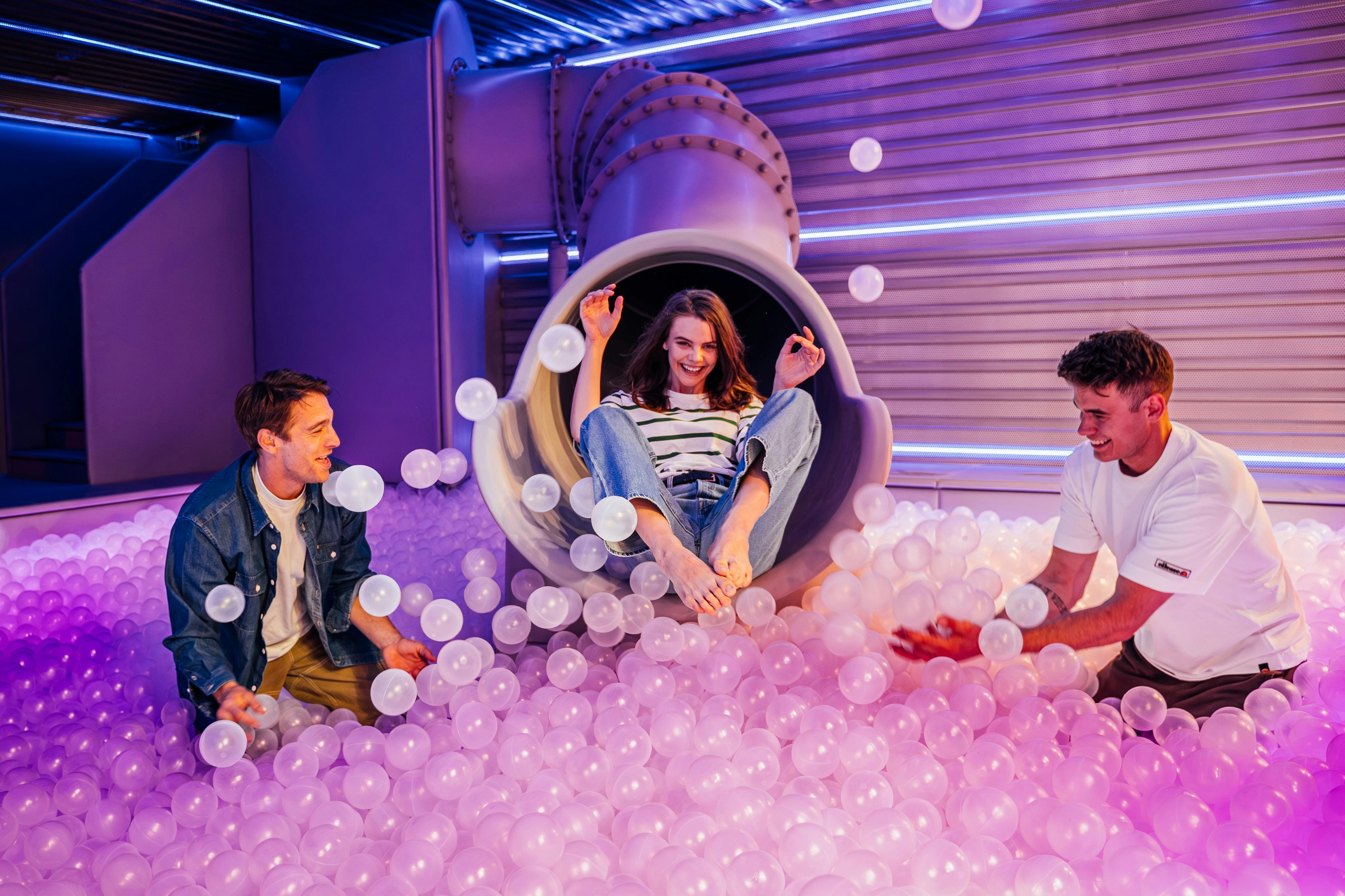 Шаровая шахта Ikono в Будапеште