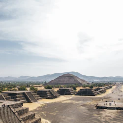 Teotihuacán Pyramids Excursion and Hot Air Balloon Flight 4
