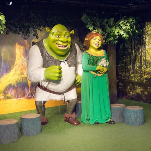 London: Guided Harry Potter Film Sites Visit + Shrek's Adventure Combo Tour - Photo 17