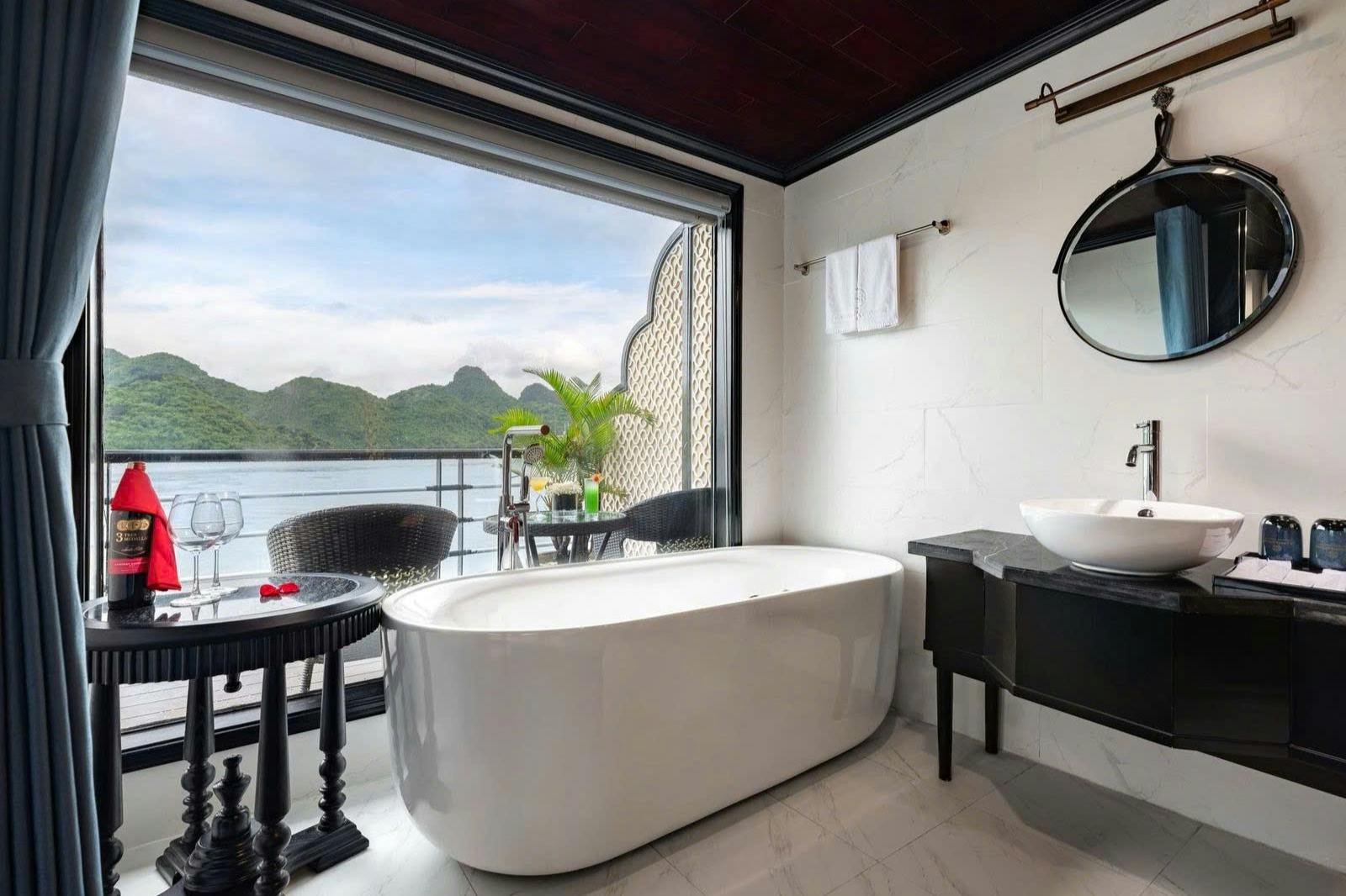 Baia di Ha Long e Lan Ha: tour di 2 giorni in barca da Hanoi + pasti — 7