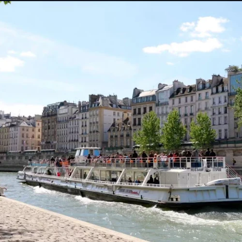 Paris: 1-Hr Seine River Cruise + Crepe Tasting - Photo 3