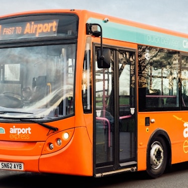 Edinburgh: Bright Bus Airport Express To/From Edinburgh Airport