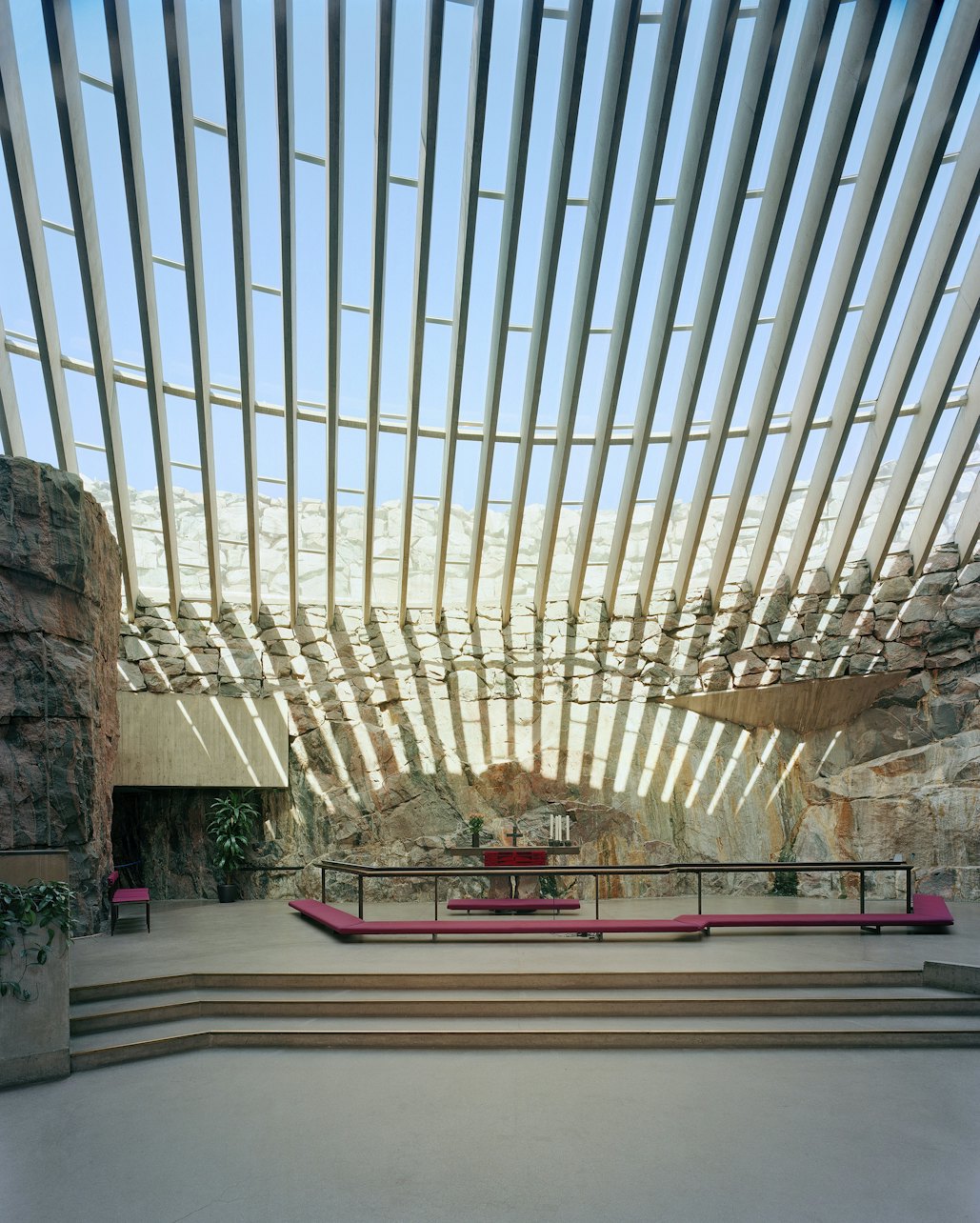 Temppeliaukio Kirkko em Helsínquia - Acomodações em Helsinque