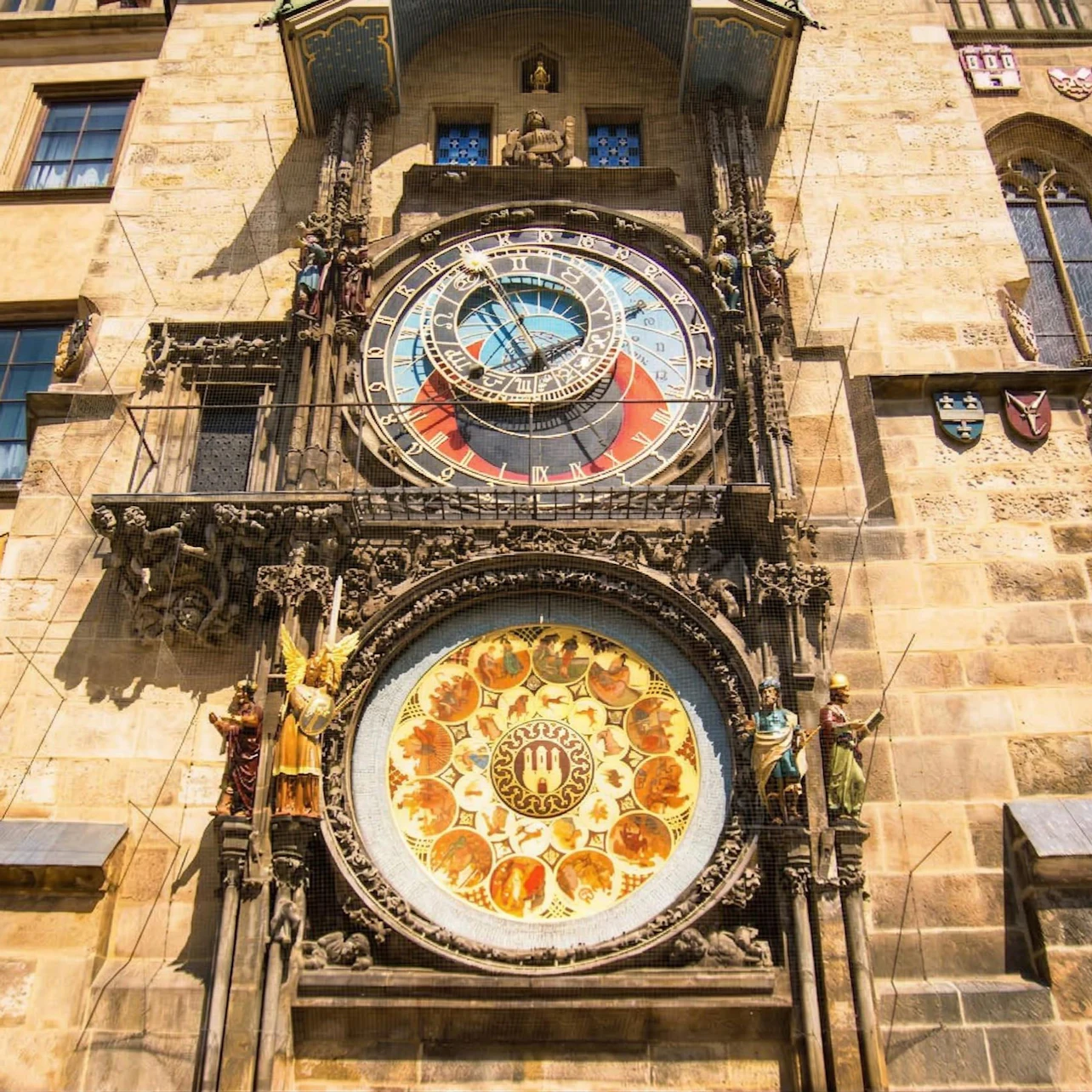 Prague Astronomical Clock: Entry Ticket + Introduction + Optional Audio Guide in Prague β Tiqets