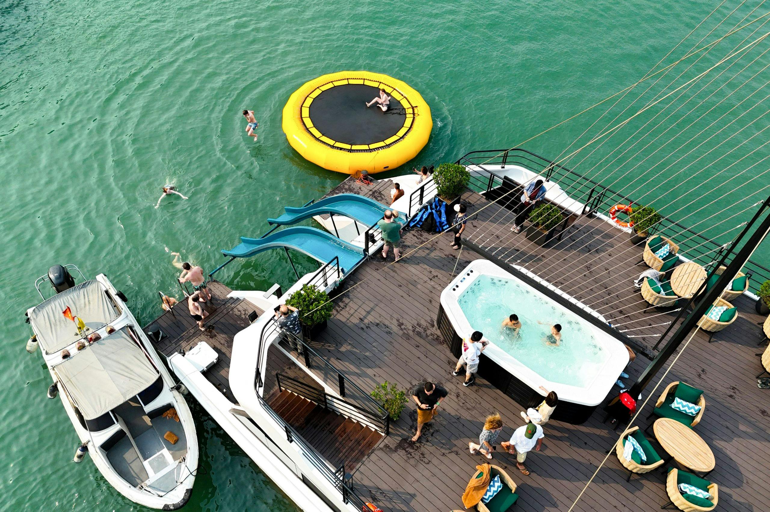 Halong Bay & Lan Ha Bay: 5-Star Catamaran Cruise + Lunch + Optional Transfer 2