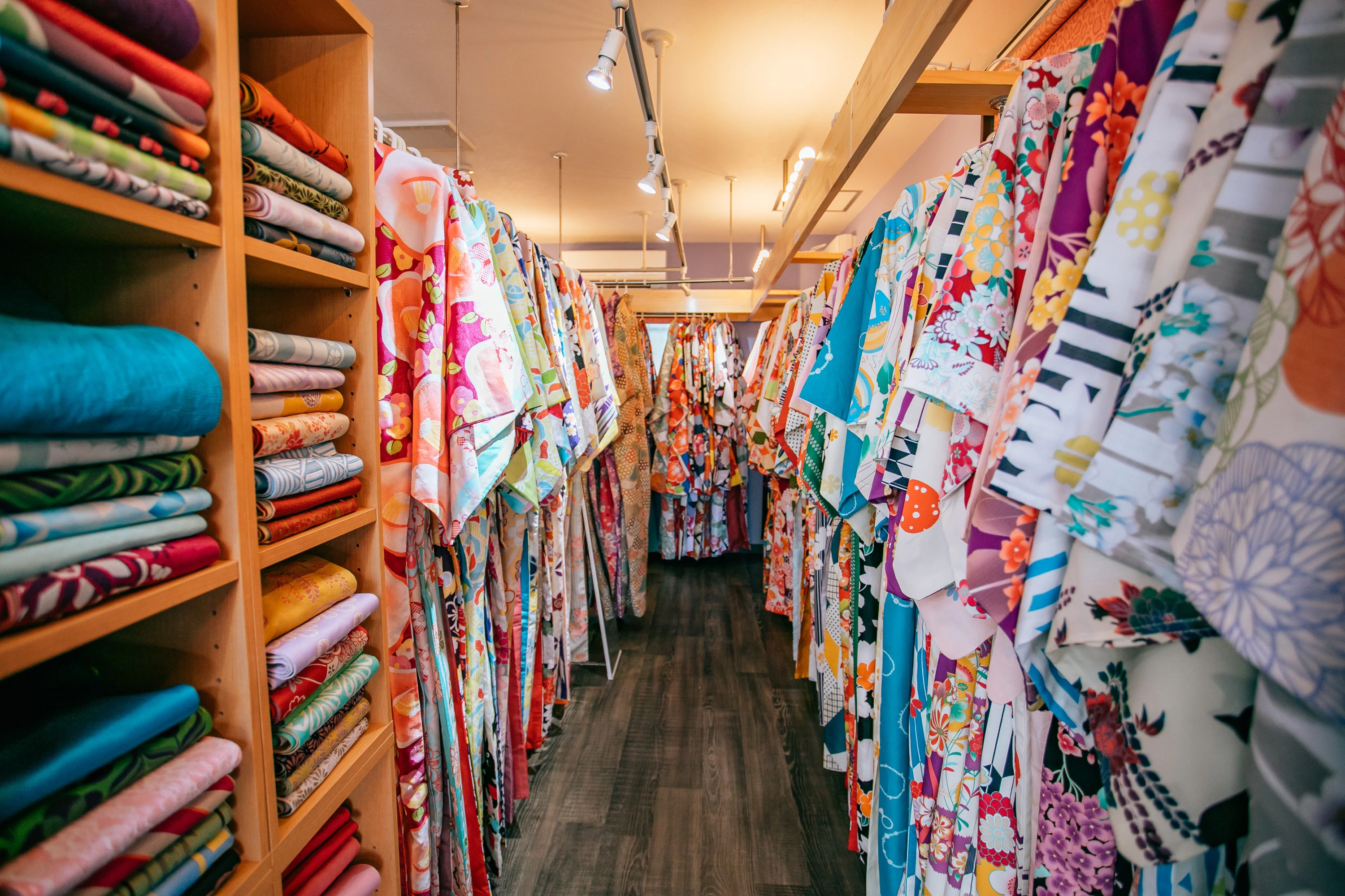 Tokyo Asakusa: Kimono & Tea Ceremony Experience