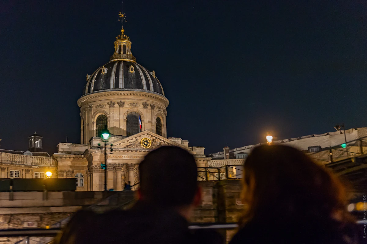 Seine River: Evening Cruise with Music Onboard by Vedettes de Paris — 2