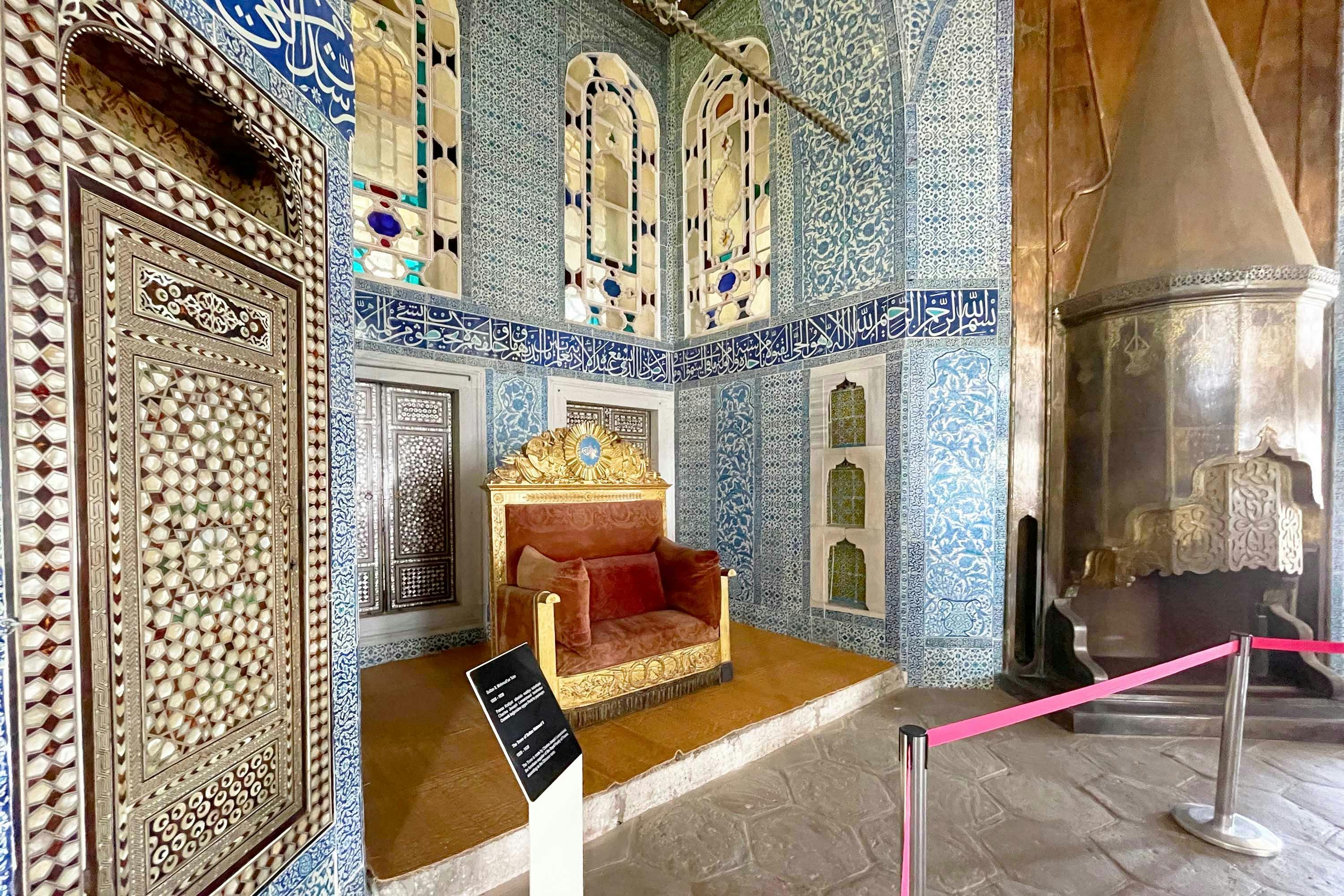 Topkapi Palace & Harem Museums Fast Track Entry & Audio