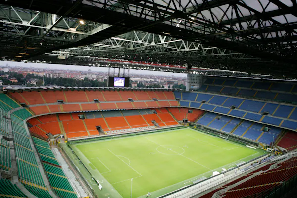 San Siro Stadyum Turu: Ayrılmış Giriş