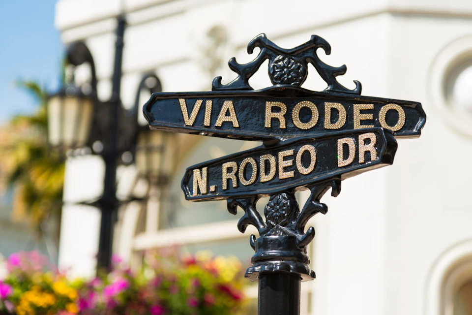 via Rodeo Drive