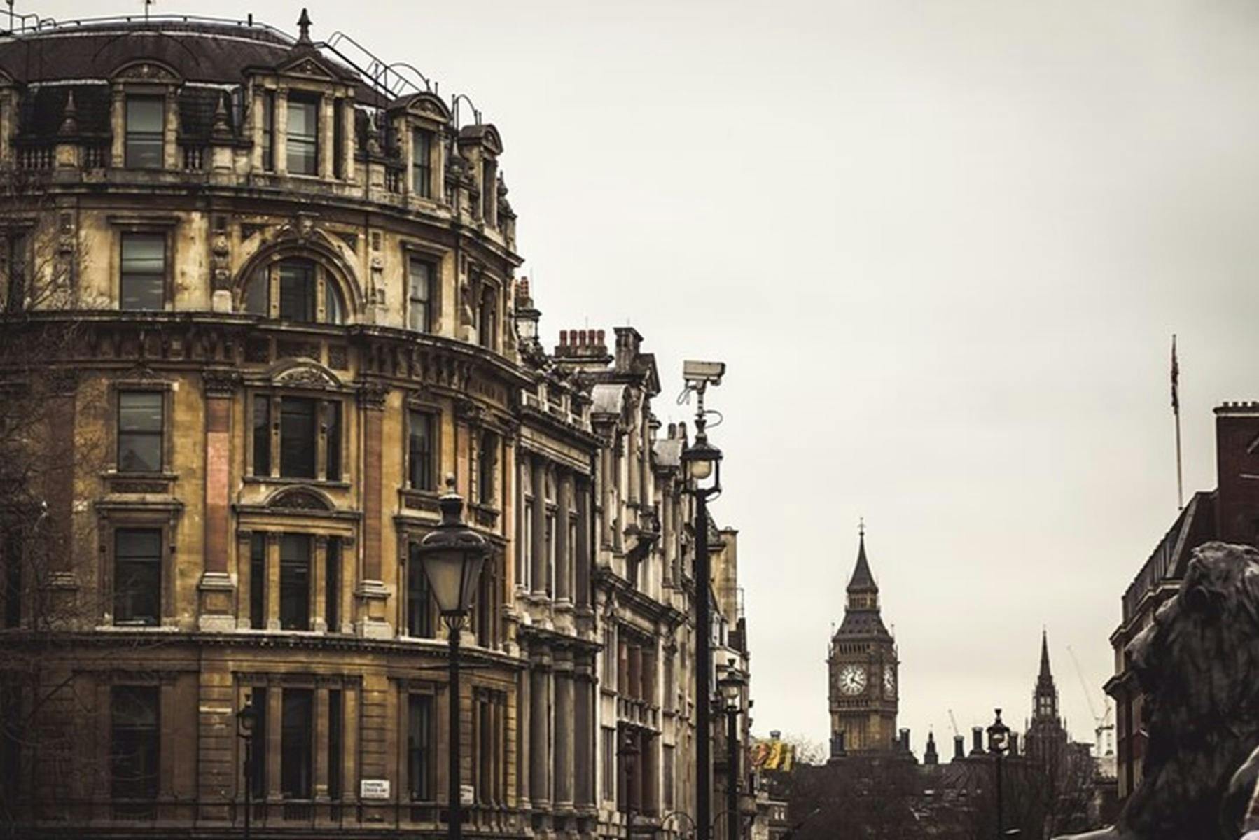 Το Μπιγκ Μπεν στο παρασκήνιο