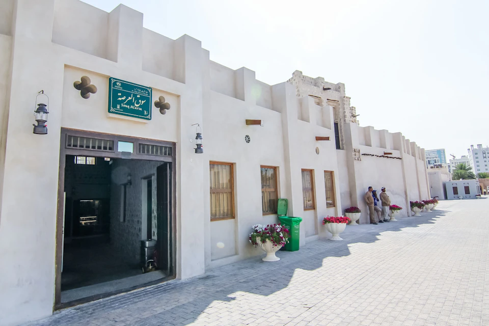 Orient Tours Dubai - Sharjah City Sightseeing Tour - The Pearl of the Gulf