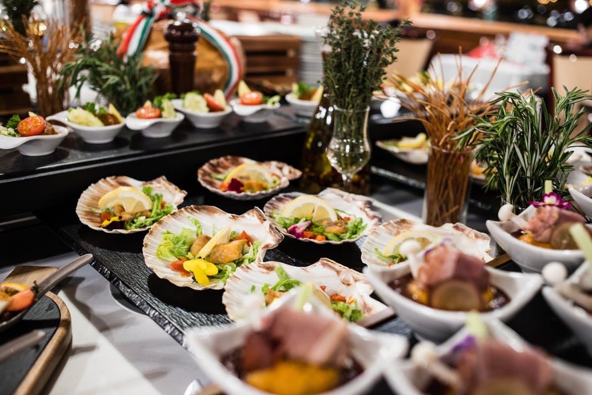 フィンガーフード（ 10コースオプションのみ）