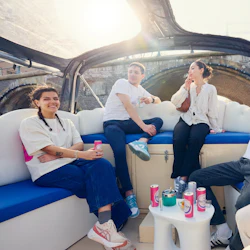 Amsterdam: Smoke-Friendly Canal Cruise 2
