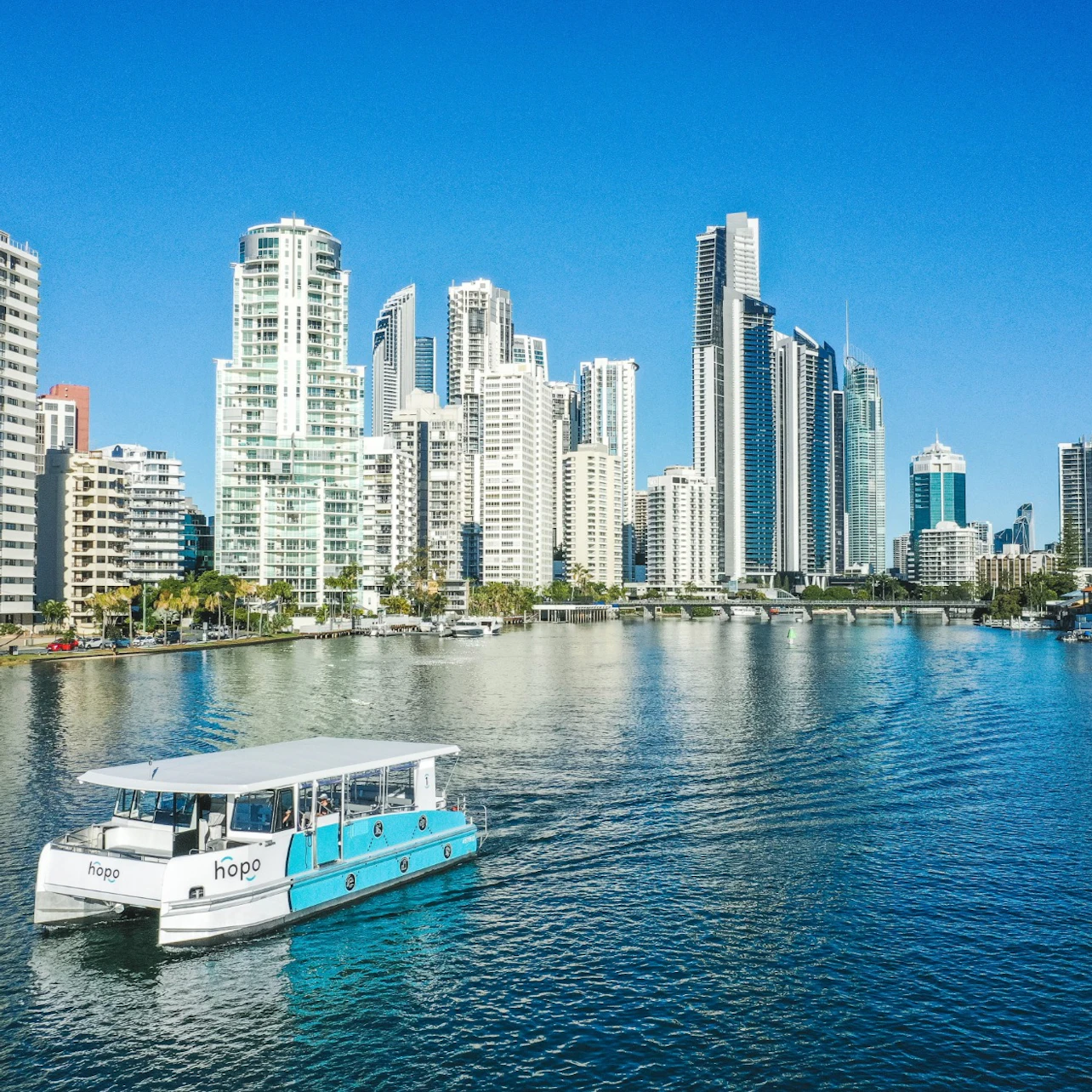 Gold Coast: 2-Hour Sightseeing Cruise